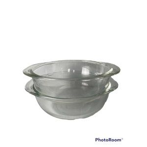 2 Vintage Pyrex mixing bowls